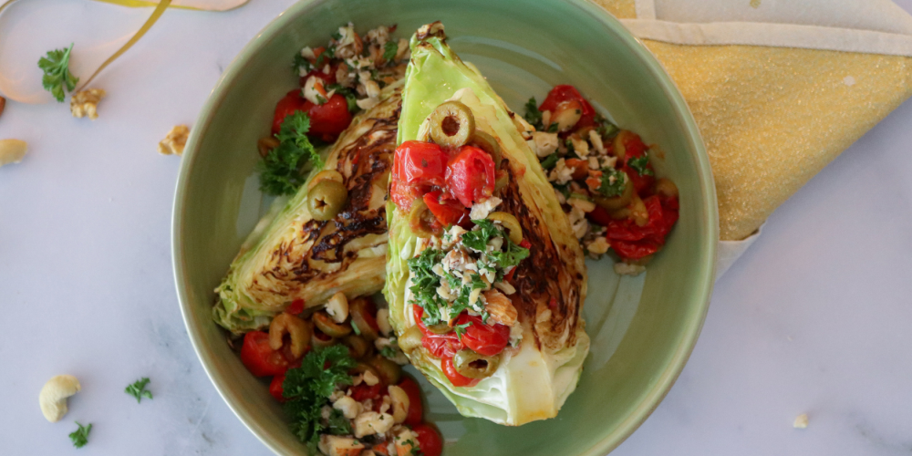 Geroosterde kool met tomaten en chili