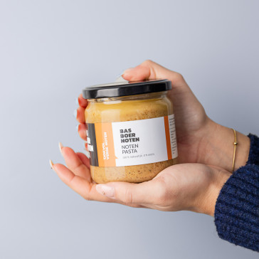 Notenpasta gemengd